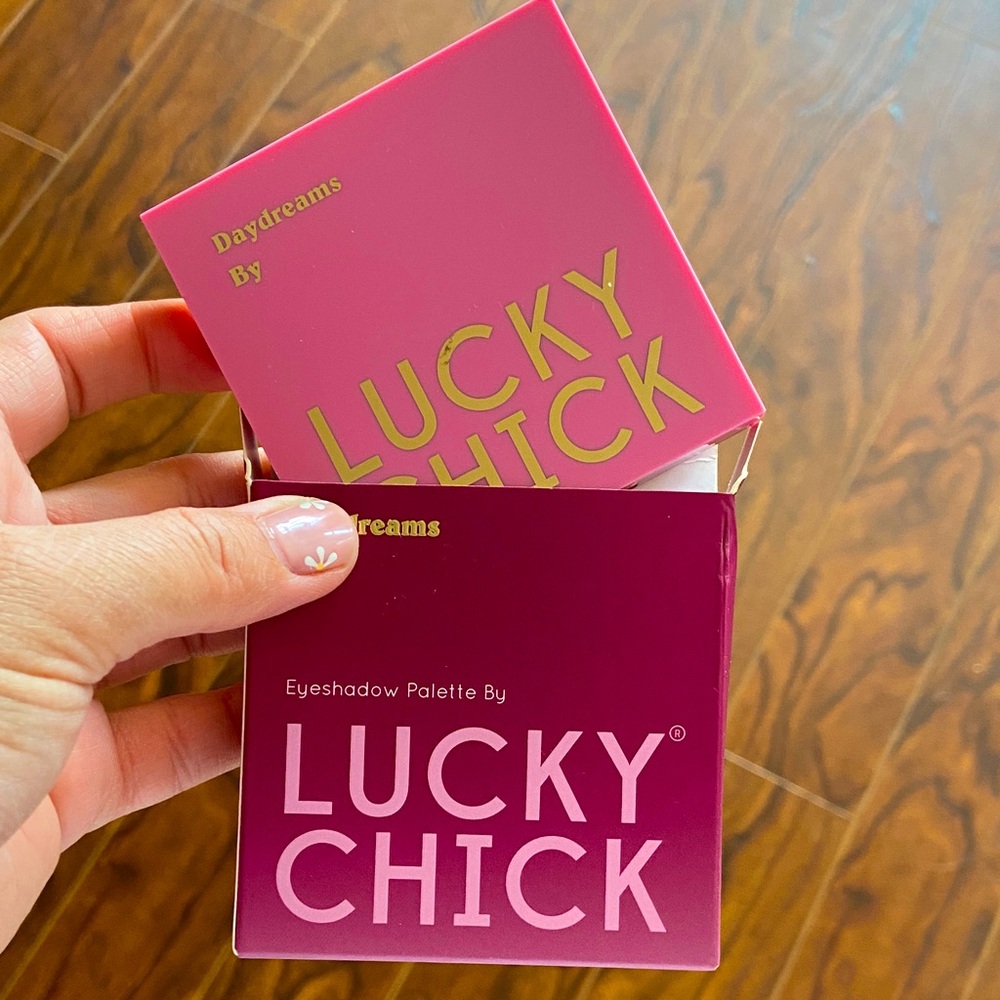 Daydreams eyeshadow palette by lucky chick